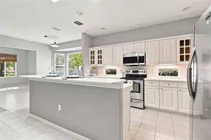 13171 SE 97th Terrace Rd, Summerfield, FL 34491 - Photo 2