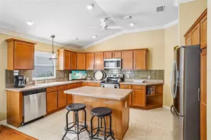 583 Arteaga Way, The Villages, FL 32162 - Photo 14