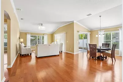 583 Arteaga Way, The Villages, FL 32162 - Photo 6