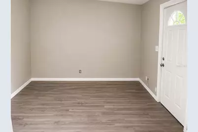 16 N Christiana Avenue, Apopka, FL 32703 - Photo 2