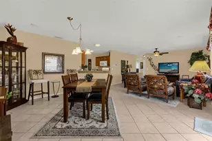 2801 Barboza Dr, The Villages, FL 32162 - Photo 16