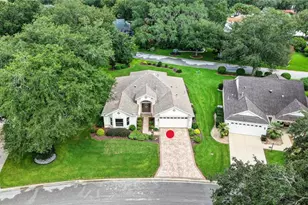 16822 SE 93rd Cuthbert Cir, The Villages, FL 32162 - Photo 2