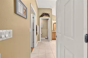 16822 SE 93rd Cuthbert Cir, The Villages, FL 32162 - Photo 30