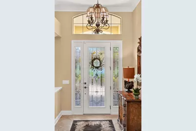 622 Laurel Run, The Villages, FL 32162 - Photo 8