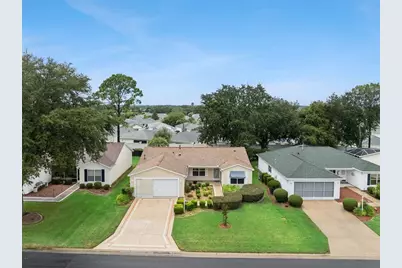 2732 Privada Drive, The Villages, FL 32162 - Photo 2