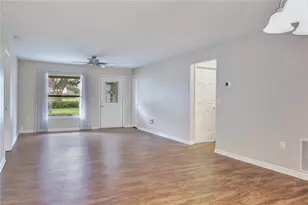 364 Cherry Tree St, Eustis, FL 32726 - Photo 6