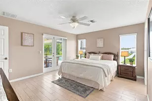3716 Bayshore Cir, Tavares, FL 32778 - Photo 36