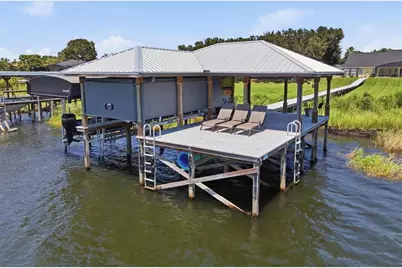 3716 Bayshore Circle, Tavares, FL 32778 - Photo 8