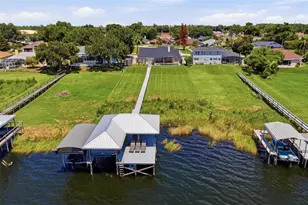 3716 Bayshore Cir, Tavares, FL 32778 - Photo 6