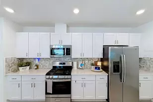 33916 Sky Blossom Cir, Leesburg, FL 34788 - Photo 12