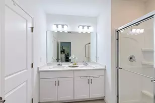 33916 Sky Blossom Cir, Leesburg, FL 34788 - Photo 16