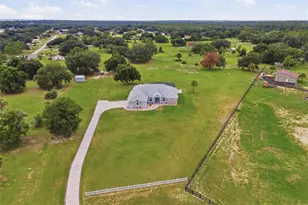 5489 Nantahala Ln, Lady Lake, FL 32159 - Photo 2