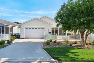 2207 Jetta Way, The Villages, FL 32162 - Photo 2