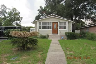749 E Montrose St, Clermont, FL 34711 - Photo 1