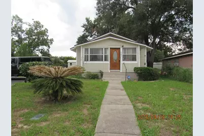 749 E Montrose Street, Clermont, FL 34711 - Photo 2