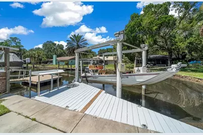 11275 W Pool Court, Crystal River, FL 34429 - Photo 10