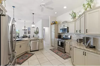 7634 Frank Dipietro Dr Drive, The Villages, FL 34762 - Photo 18
