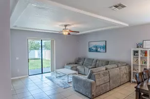 612 Silverthorn Pl, Groveland, FL 34736 - Photo 4