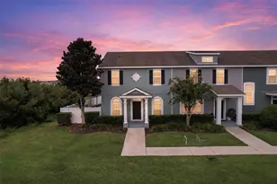611 Tiger Bay Ct, Groveland, FL 34736 - Photo 2