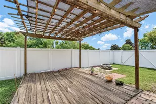 611 Tiger Bay Ct, Groveland, FL 34736 - Photo 6