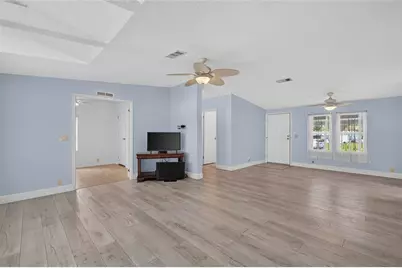 9574 SE 166th Place, Summerfield, FL 34491 - Photo 4