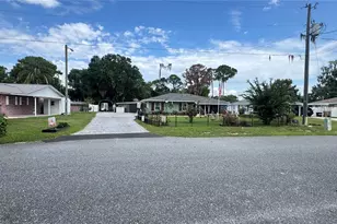 12115 Virginia Dr, Leesburg, FL 34788 - Photo 16