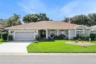 21824 Tartan St, Leesburg, FL 34748 - Photo 2
