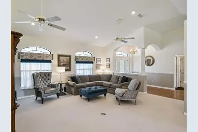 21824 Tartan Street, Leesburg, FL 34748 - Photo 4