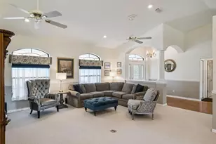 21824 Tartan St, Leesburg, FL 34748 - Photo 4