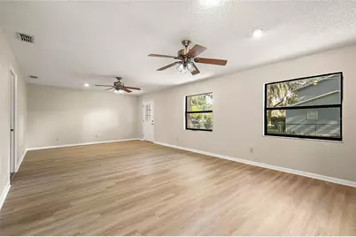17911 Beach Street, Umatilla, FL 32784 - Photo 4