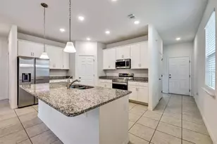 2599 Avalon Pk Blvd, Tavares, FL 32778 - Photo 2