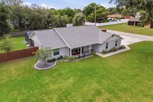 5240 Royal Oak Dr, Fruitland Park, FL 34731 - Photo 1