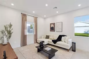 439 Skyfield Ct, Lady Lake, FL 32159 - Photo 2