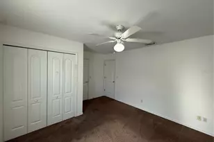 8927 Courtyard Ln, Groveland, FL 34736 - Photo 18