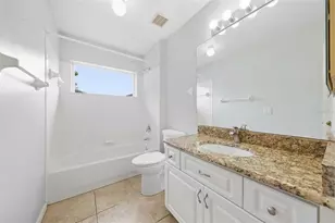 5596 Freeport Dr, Tavares, FL 32778 - Photo 14