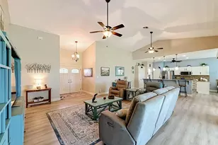 25543 Maurepas Ln, Leesburg, FL 34748 - Photo 8