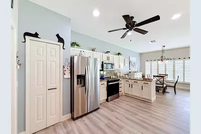 25543 Maurepas Lane, Leesburg, FL 34748 - Photo 14