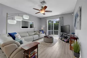 2525 New Castle Ct, Clermont, FL 34711 - Photo 16