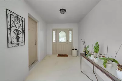 2525 New Castle Court, Clermont, FL 34711 - Photo 10