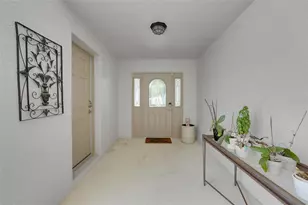 2525 New Castle Ct, Clermont, FL 34711 - Photo 10