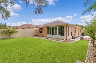 1023 Avalon Ave, Lady Lake, FL 32159 - Photo 10
