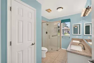 622 Lisbon Ln, The Villages, FL 32159 - Photo 22