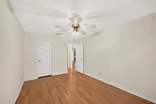 622 Lisbon Ln, The Villages, FL 32159 - Photo 26