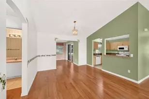 622 Lisbon Ln, The Villages, FL 32159 - Photo 12