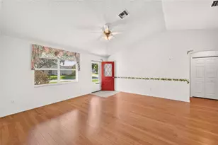 622 Lisbon Ln, The Villages, FL 32159 - Photo 10
