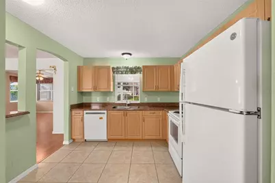 622 Lisbon Lane, The Villages, FL 32159 - Photo 16