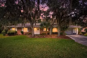16529 Orange Ave, Umatilla, FL 32784 - Photo 2