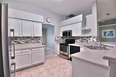 1154 San Juan Drive, The Villages, FL 32159 - Photo 4