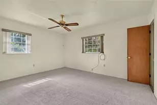 8050 Spring Dr, Yalaha, FL 34797 - Photo 26