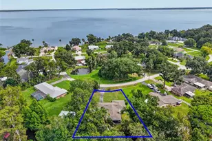8050 Spring Dr, Yalaha, FL 34797 - Photo 6